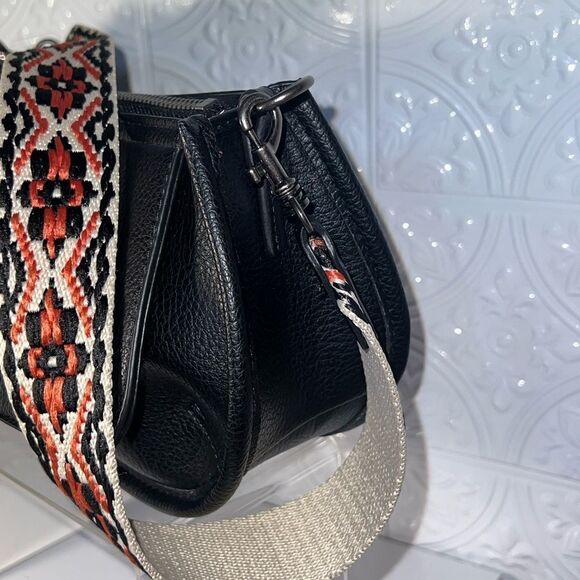 NWT Leather Handbag with Guitar Strap - Picture 4 of 8